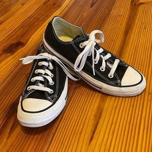 Black Converse All Stars
